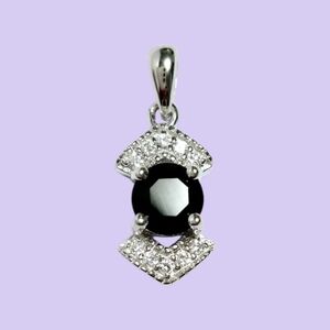 Sapphire 0.25 ct sterling silver pendant